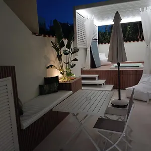 https://i-limoni.hotelsalgherosardinia.com